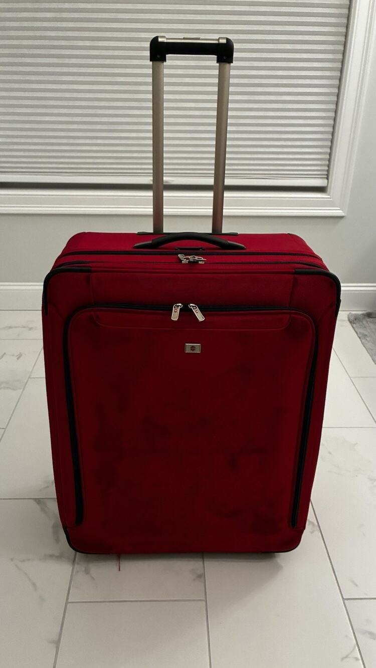 Victorinox NXT 28” Roller Suitcase Luggage Red